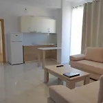 Golden Berden Boutique Hotel *