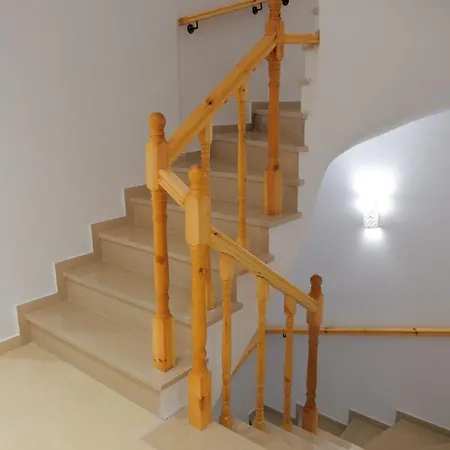 Golden Berden Boutique