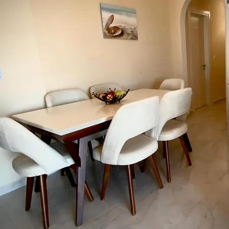 Golden Berden Boutique Sarande
