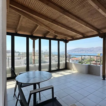 Golden Berden Boutique * Cuke