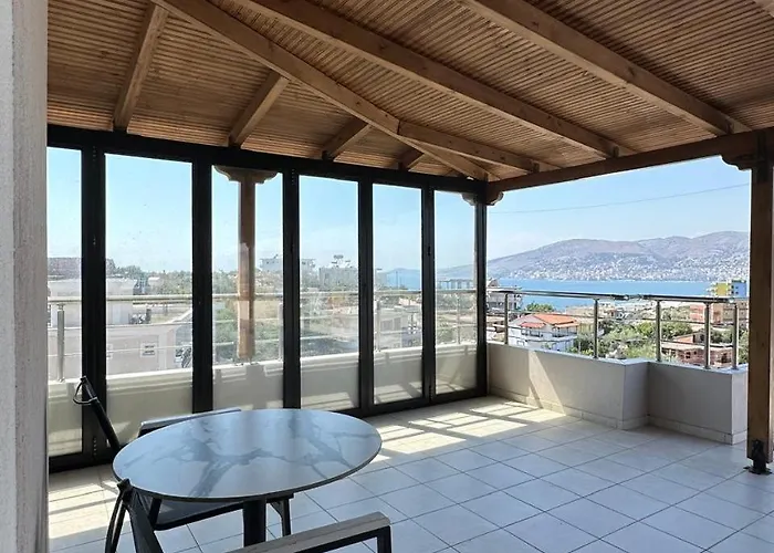 Golden Berden Boutique * Cuke