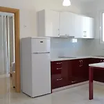 Golden Berden Boutique Отель Саранда