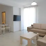 Golden Berden Boutique Отель Саранда