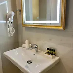 Отель Golden Berden Boutique *