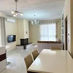 Golden Berden Boutique * Саранда