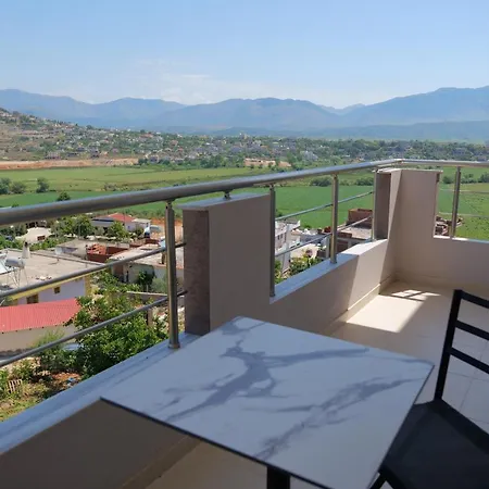 Golden Berden Boutique Hotel *