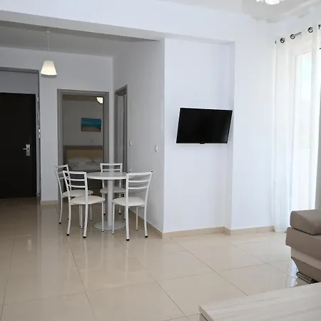 Golden Berden Boutique סרנדה