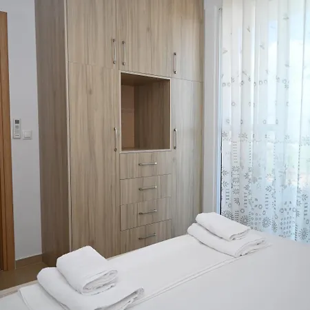Golden Berden Boutique סרנדה