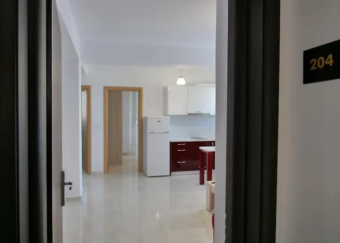 Golden Berden Boutique Hotel *